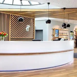 Hotel By Ihg
